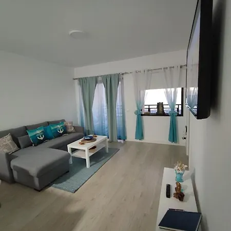 Apartment Paradise Apartment, With Wifi And Stunning Sea Views