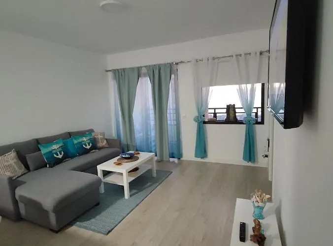 Lejlighed Paradise Apartment, With Wifi And Stunning Sea Views