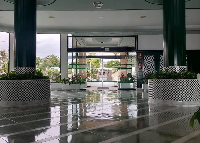 Lejlighed Paradise Apartment, With Wifi And Stunning Sea Views